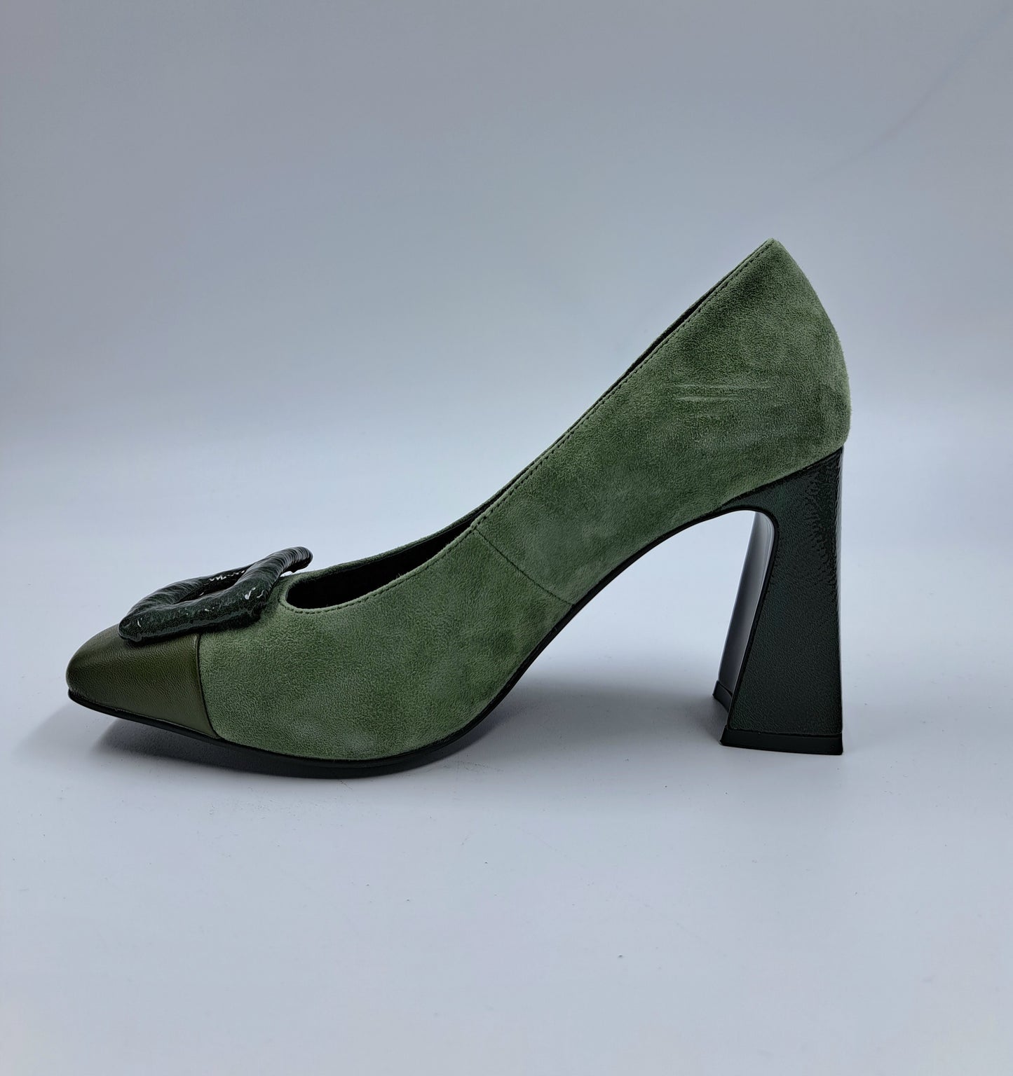 DECOLLETE' IN PELLE E CAMOSCIO VERDE