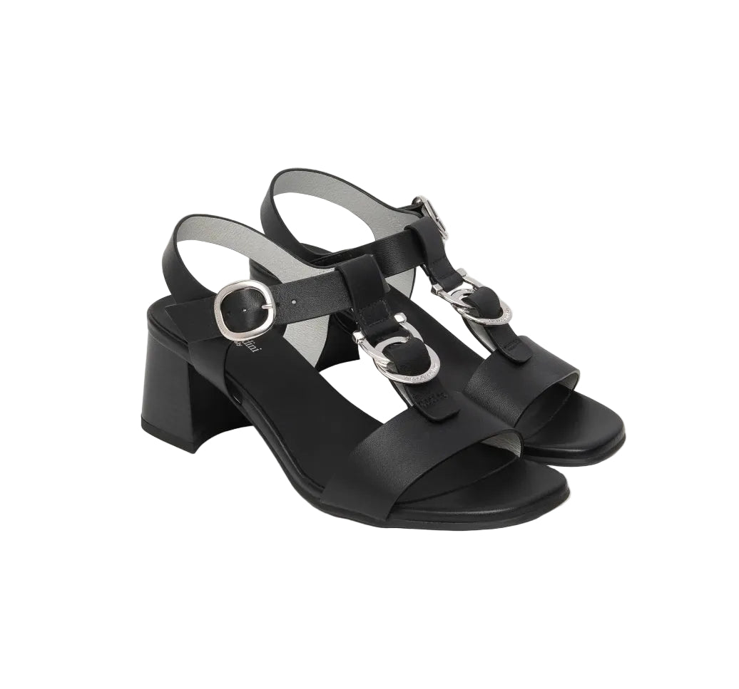 SANDALI PELLE NEROGIARDINI CERCHIO METALLICO NERO