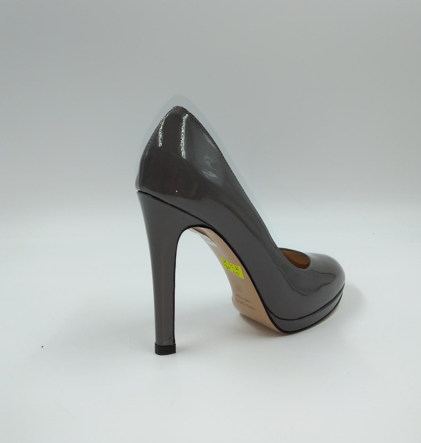 DECOLLETE PELLE VERNICE GRIGIO