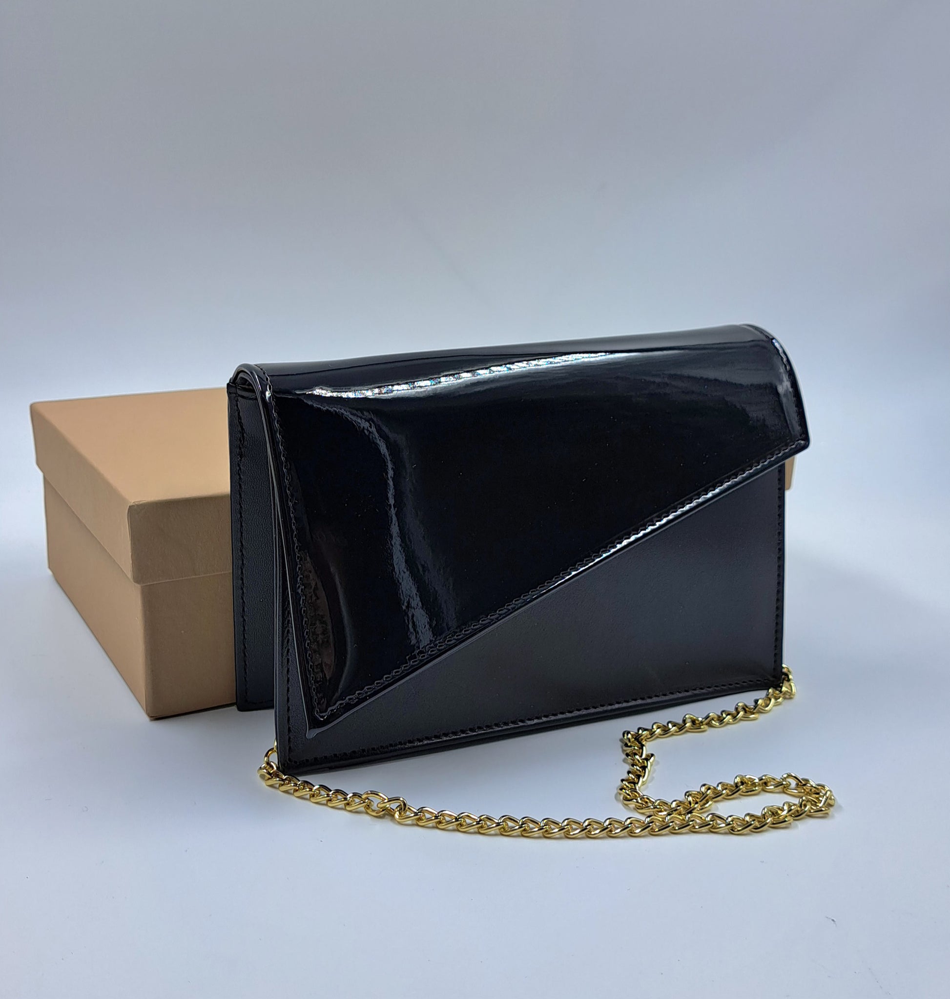 POCHETTE NAPPA E VERNICE NERA – CITRO CALZATURE - Main Image