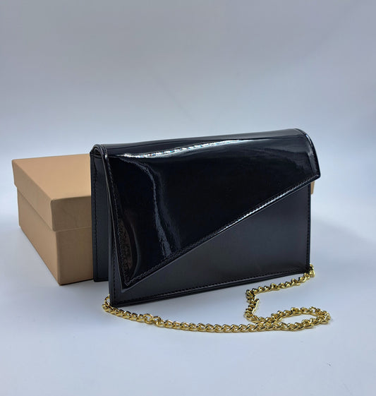 POCHETTE NAPPA E VERNICE NERA