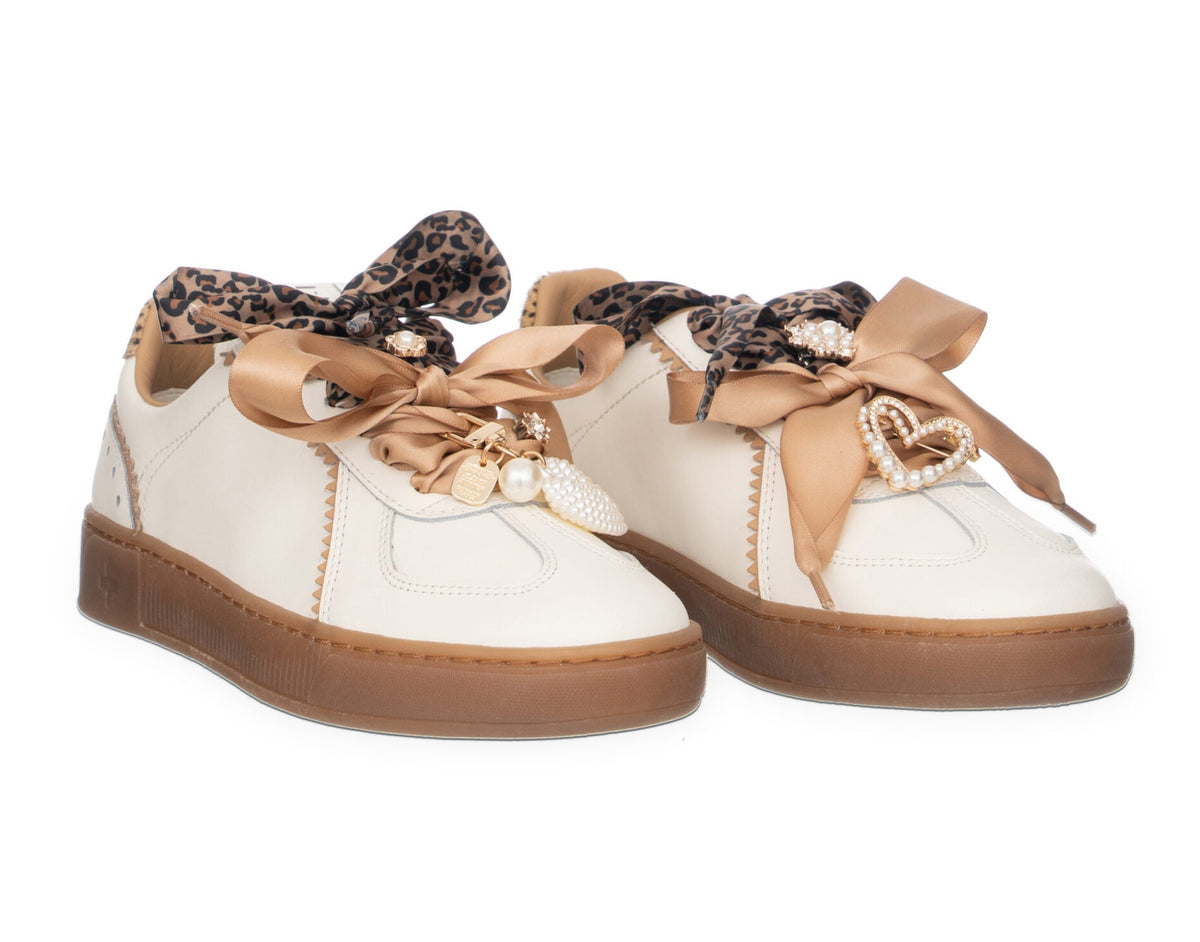 SNEAKERS PELLE GIO+ LATTE CHARMS