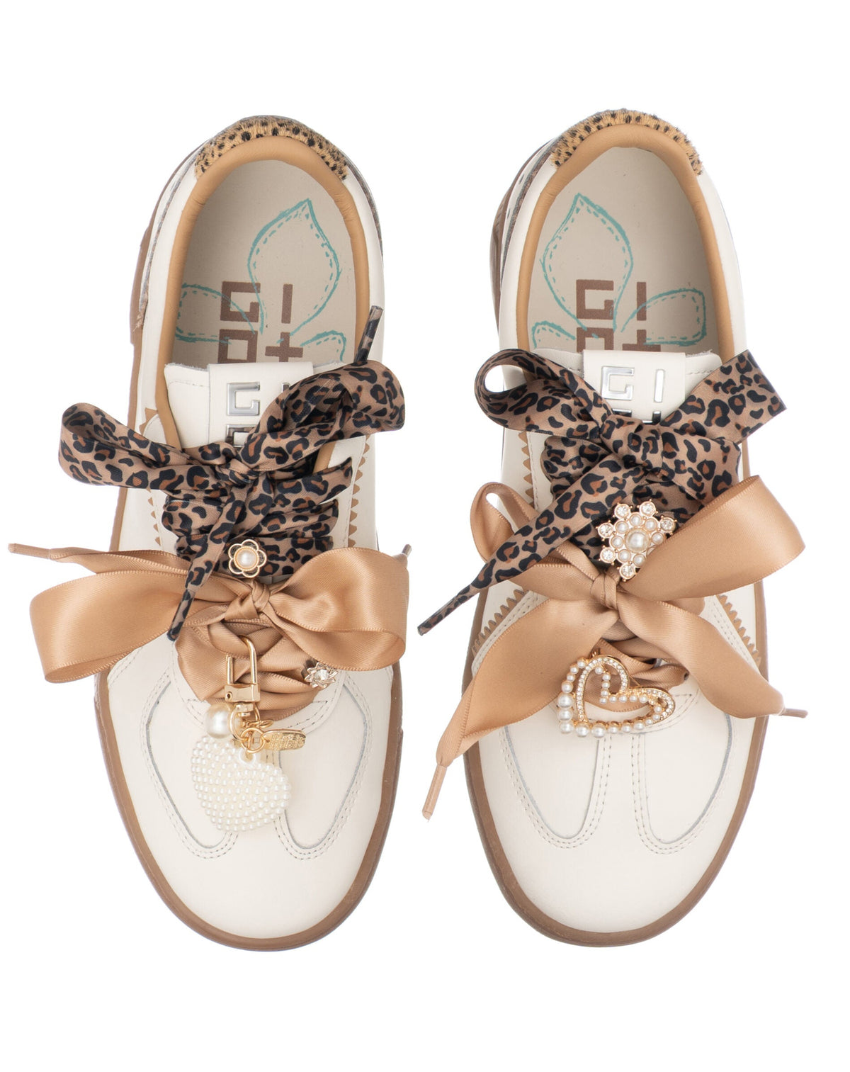 SNEAKERS PELLE GIO+ LATTE CHARMS