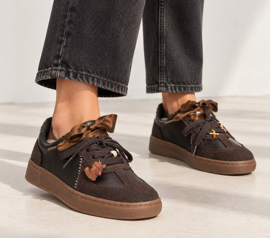 SNEAKERS PELLE GIO+ MARRONE E NERA CHARMS