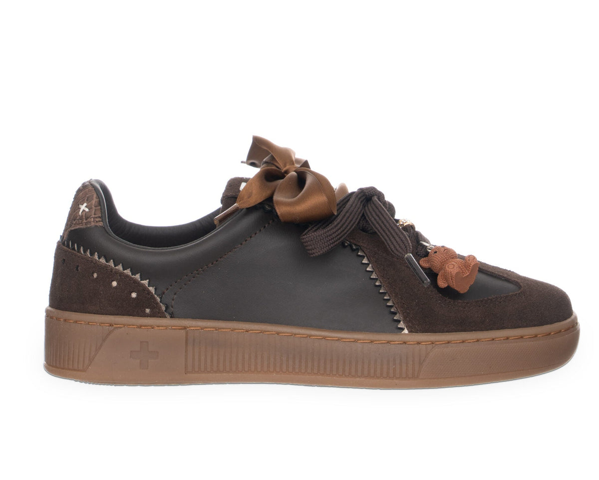 SNEAKERS PELLE GIO+ MARRONE E NERA CHARMS