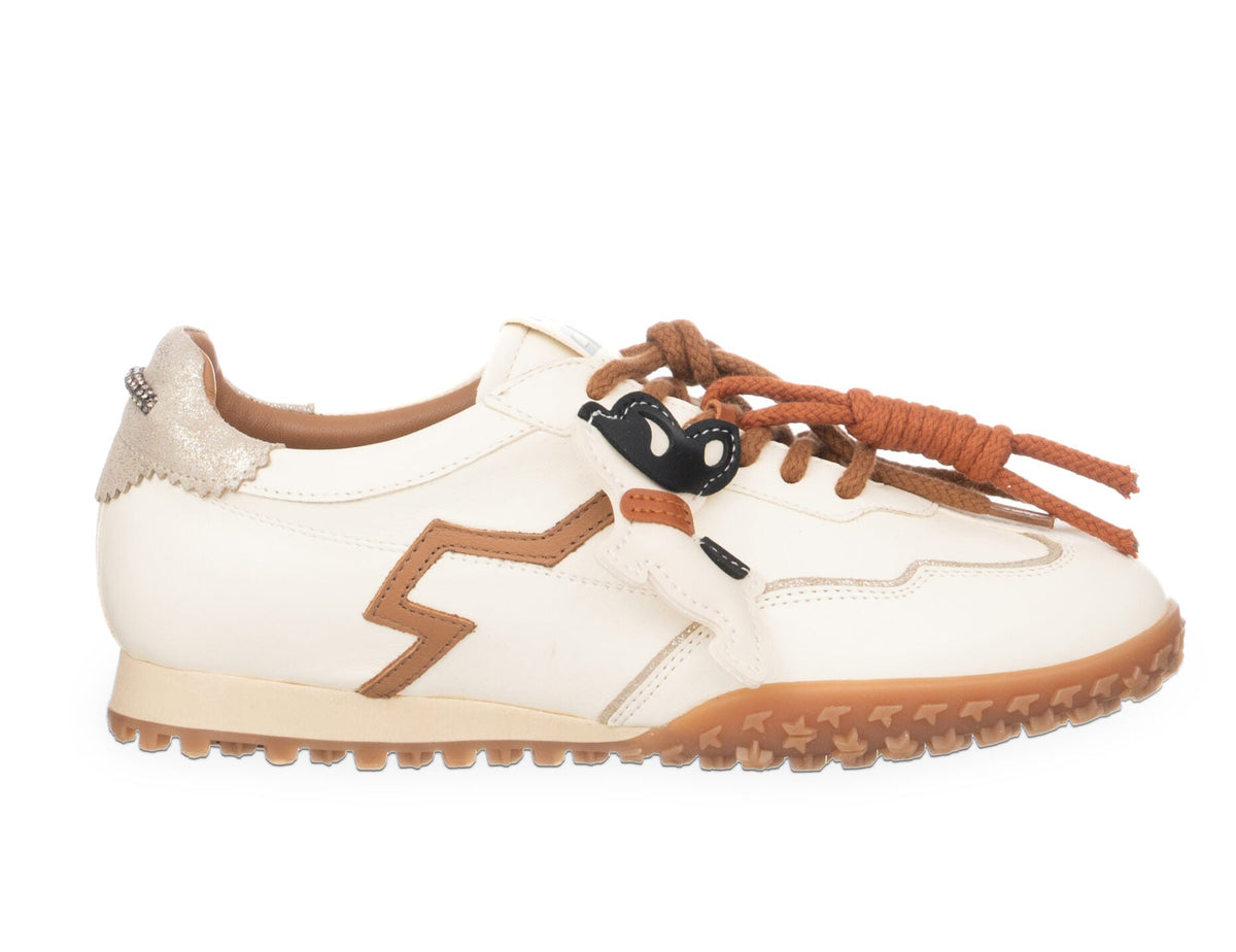 SNEAKERS PELLE GIO+ LATTE CHARMS CAGNOLINO