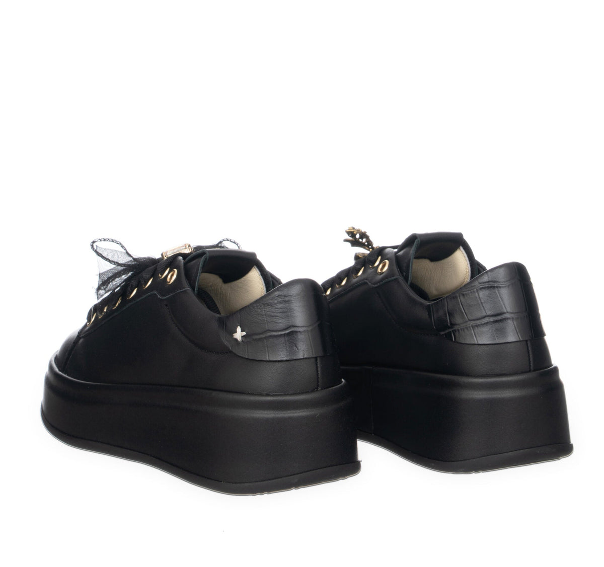 SNEAKERS PELLE GIO+ NERA CHARMS