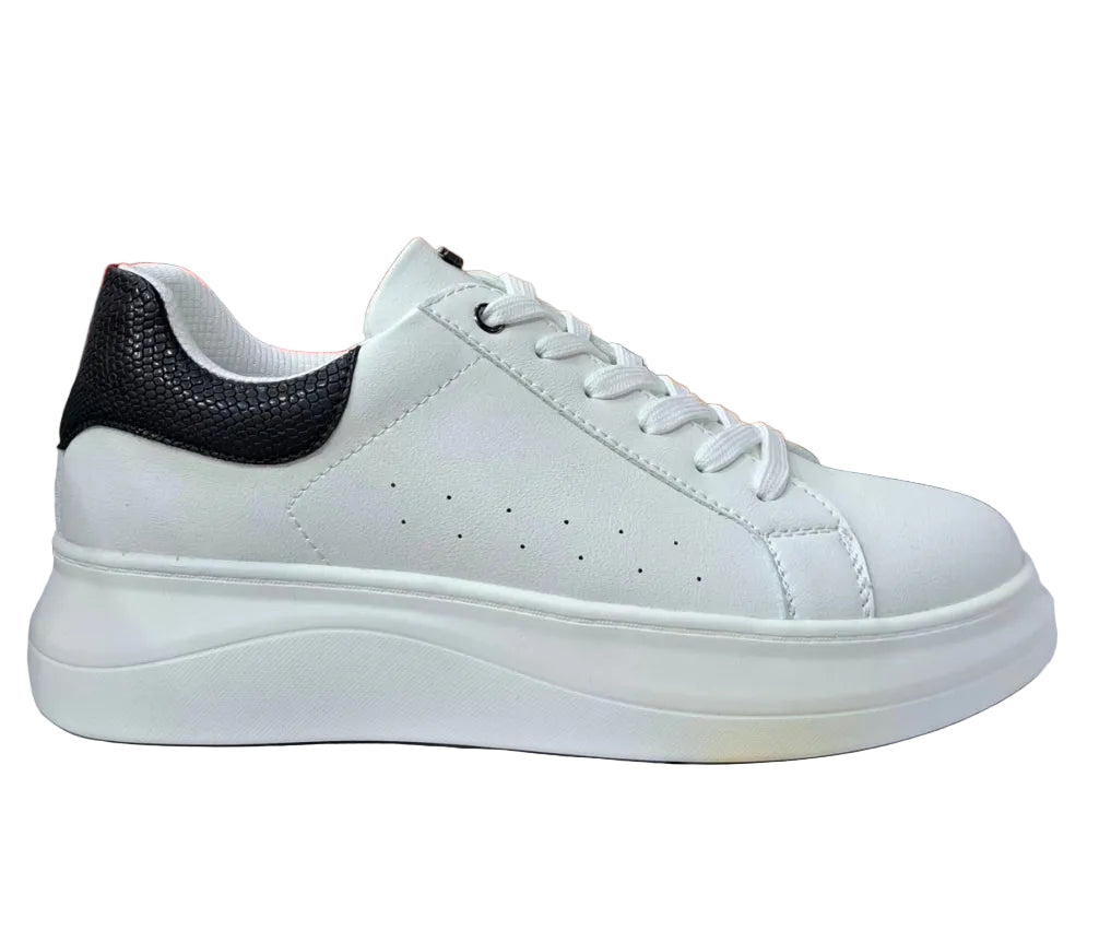 SNEAKERS DETTAGLI NERO INBLU BIANCA