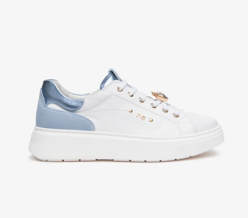 SNEAKERS DETTAGLI CELESTE NEROGIARDINI PELLE CHARMS