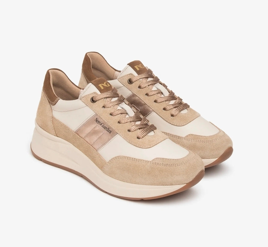 SNEAKERS PELLE SCAMOSCIATA NEROGIARDINI NUDE
