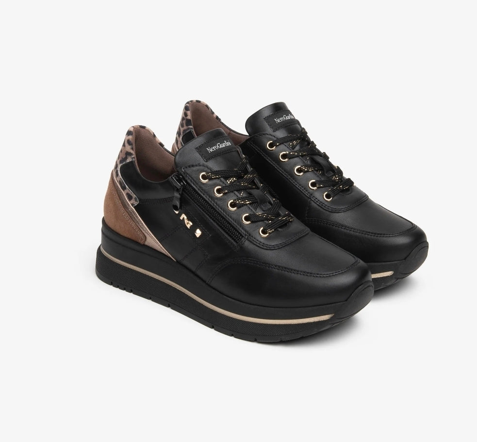 SNEAKERS PELLE NERA NEROGIARDINI ZIP DETTAGLIO ANIMALIER