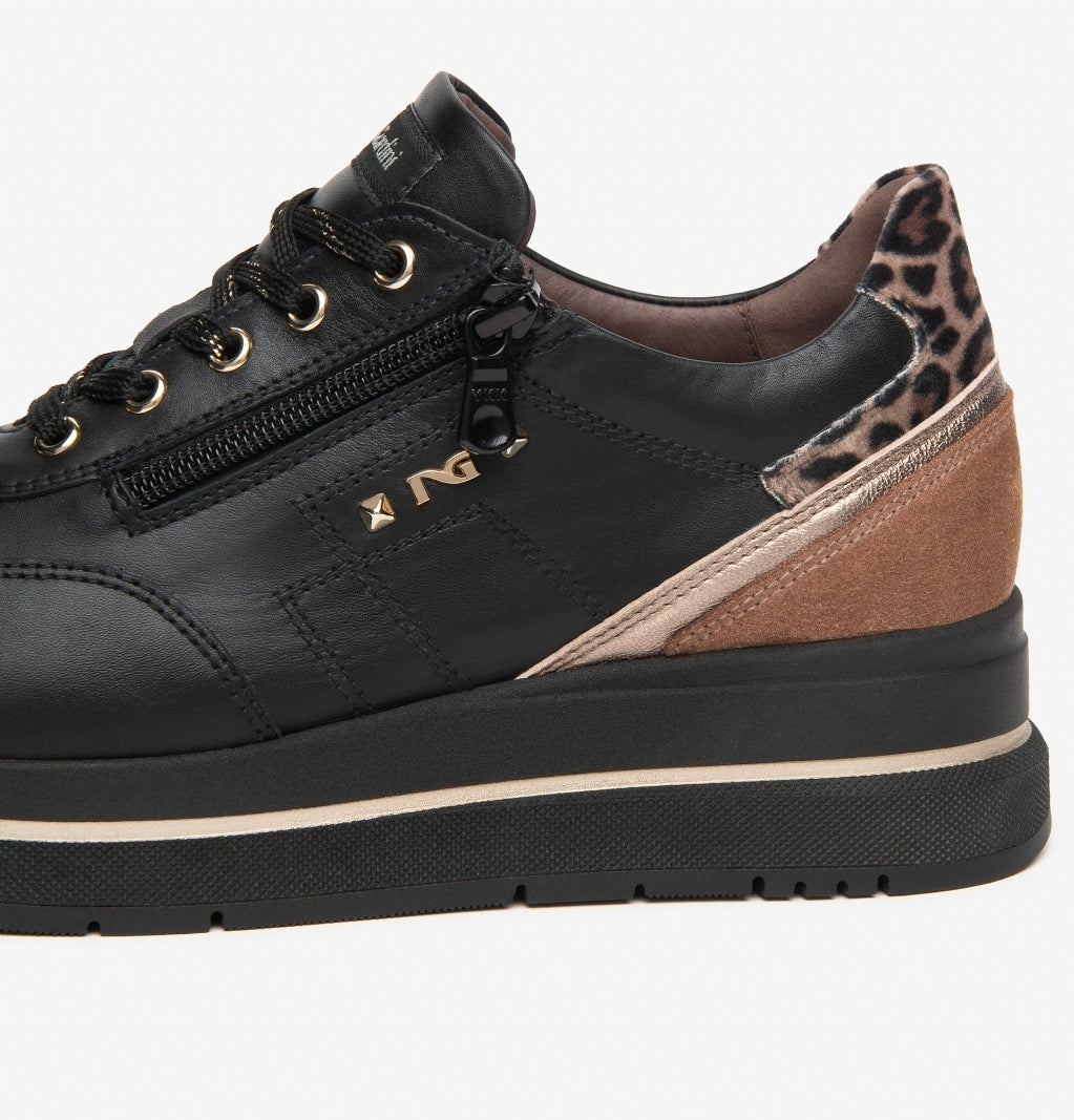 SNEAKERS PELLE NERA NEROGIARDINI ZIP DETTAGLIO ANIMALIER