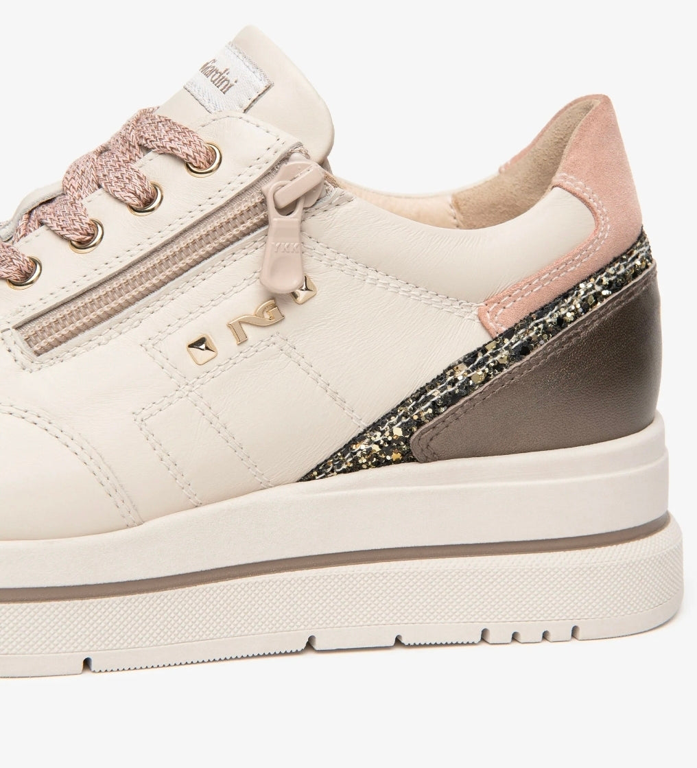 SNEAKERS IN PELLE NEROGIARDINI DETTAGLI GLITTER MILK SABBIA