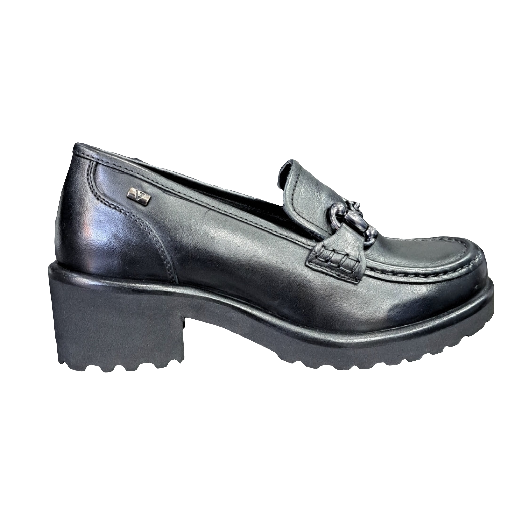 MOCASSINI IN PELLE MORBIDA NERO CON APPLICAZIONE METALLICA