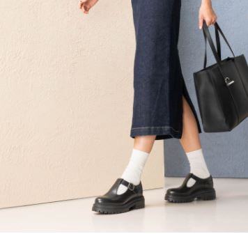 BALLERINE MODELLO MARY JANE NEROGIARDINI NERO